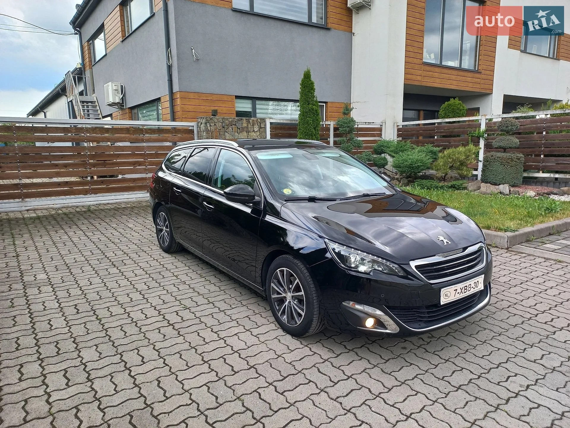2014 Peugeot 308 - мініатюра 16