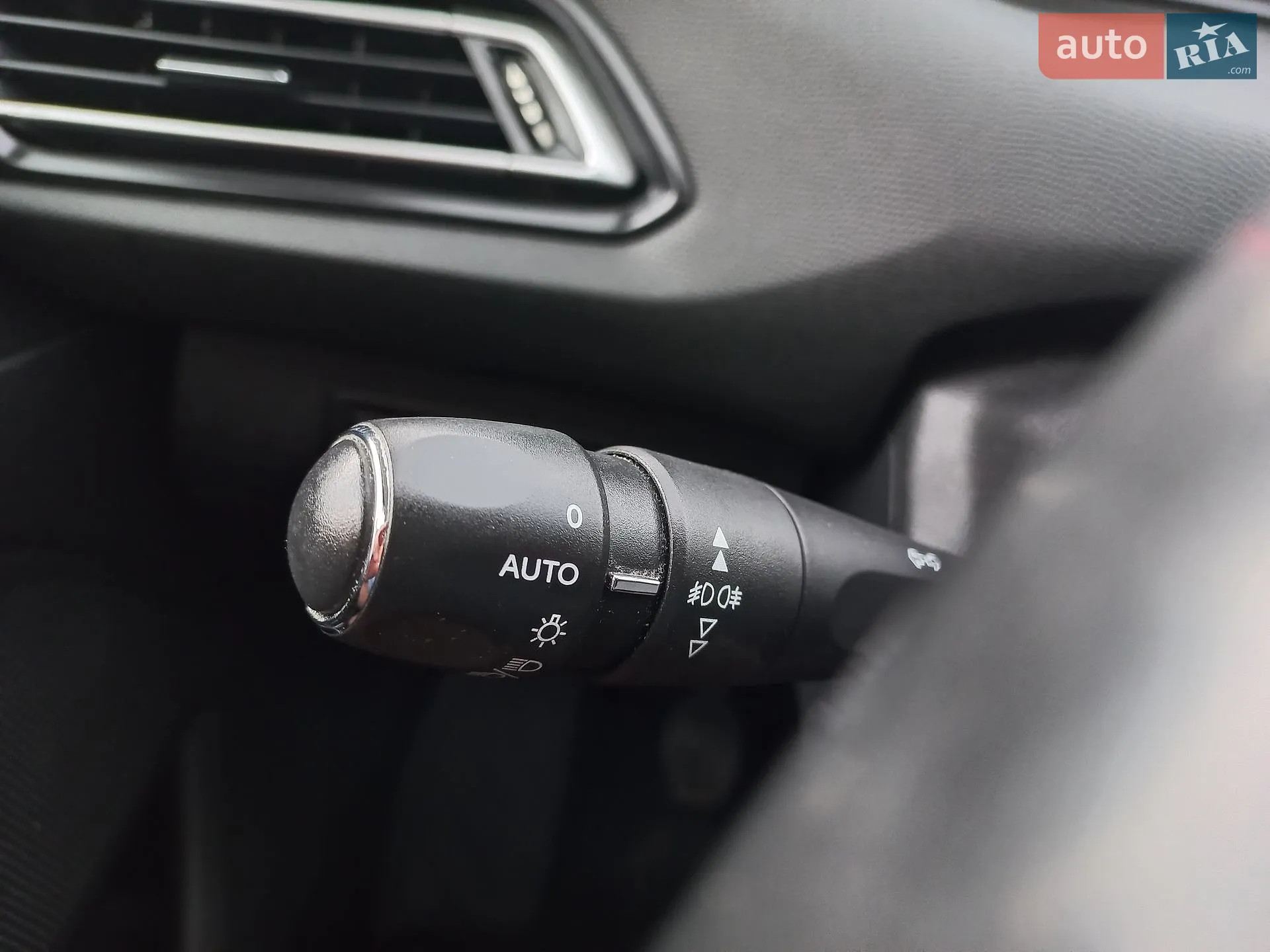 2014 Peugeot 308 - мініатюра 52