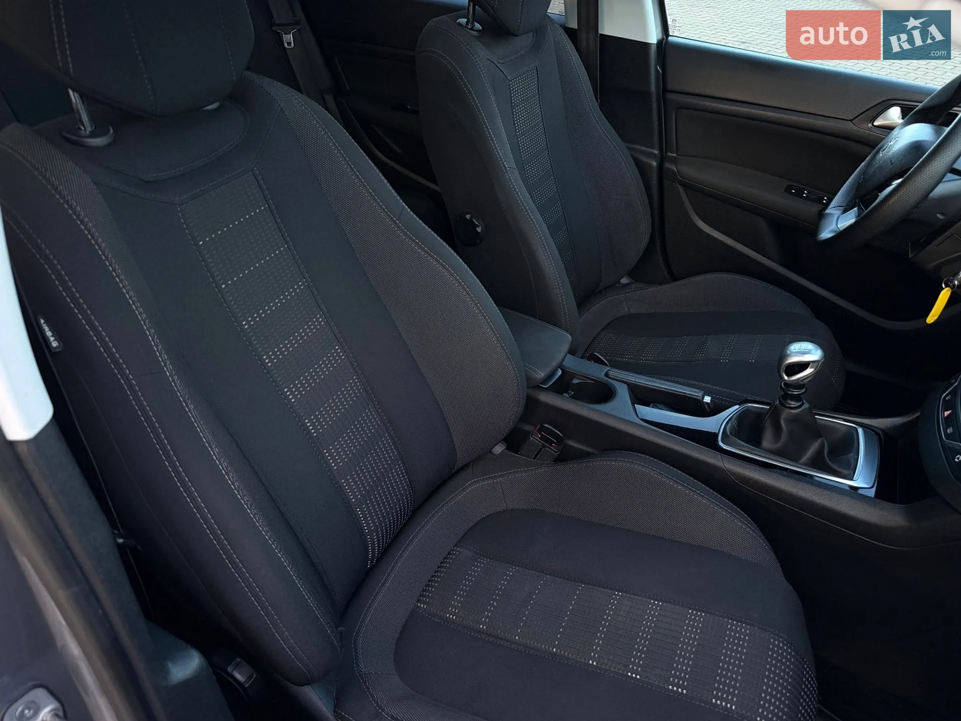 2015 Peugeot 308 - мініатюра 15