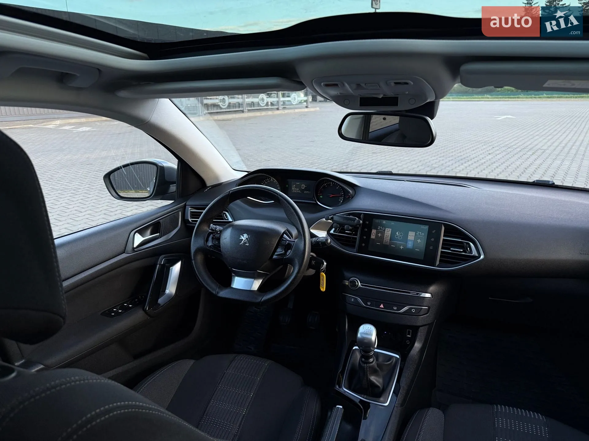 2015 Peugeot 308 - мініатюра 13