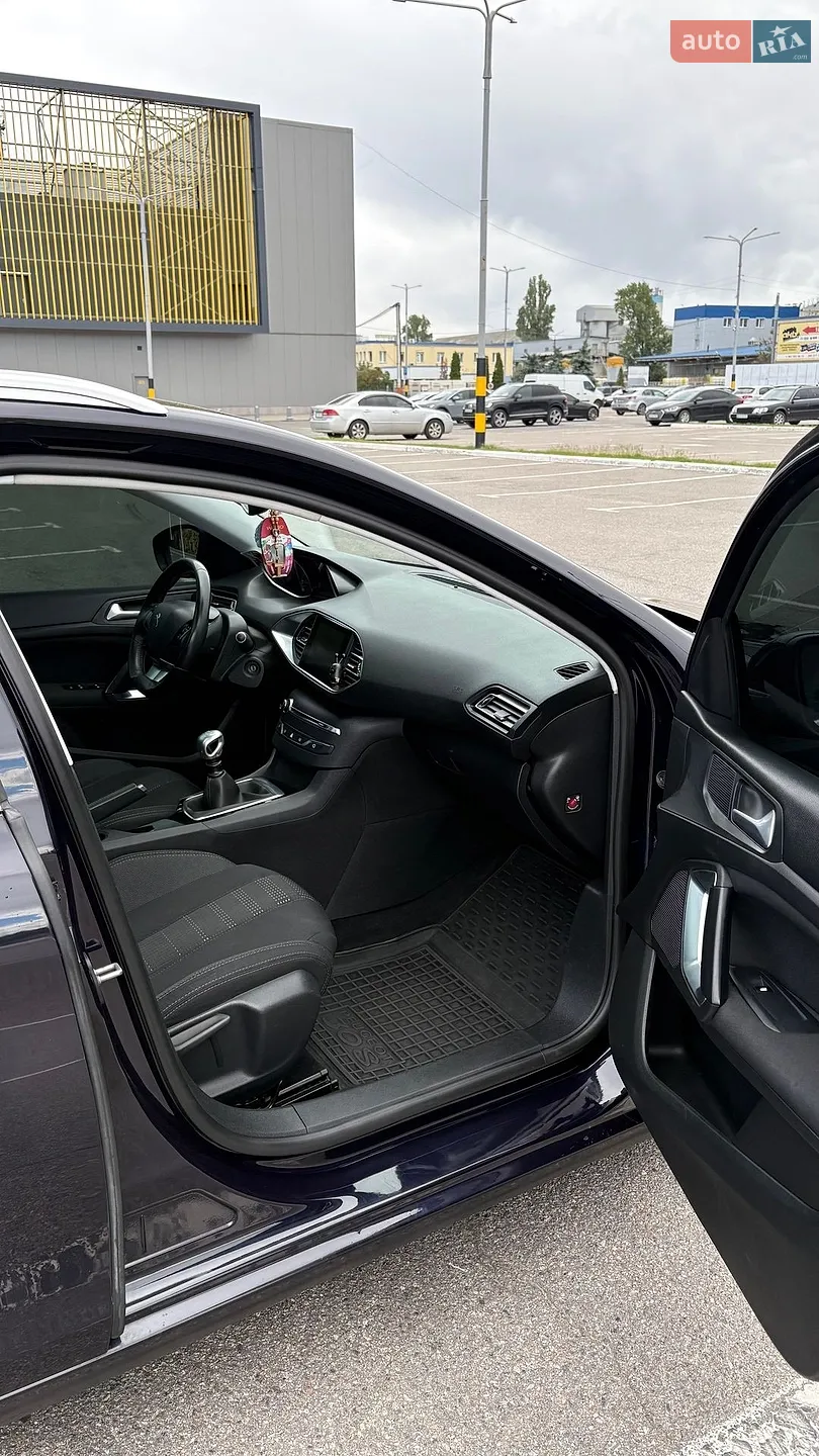 2015 Peugeot 308 - мініатюра 15