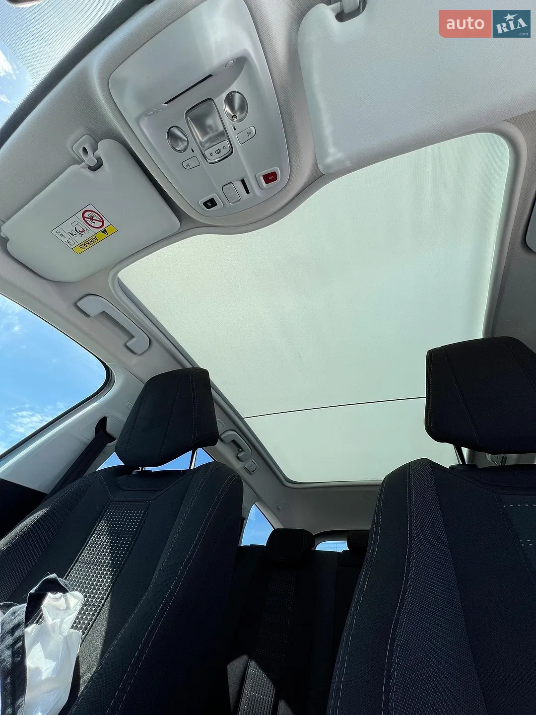 2015 Peugeot 308 - мініатюра 18