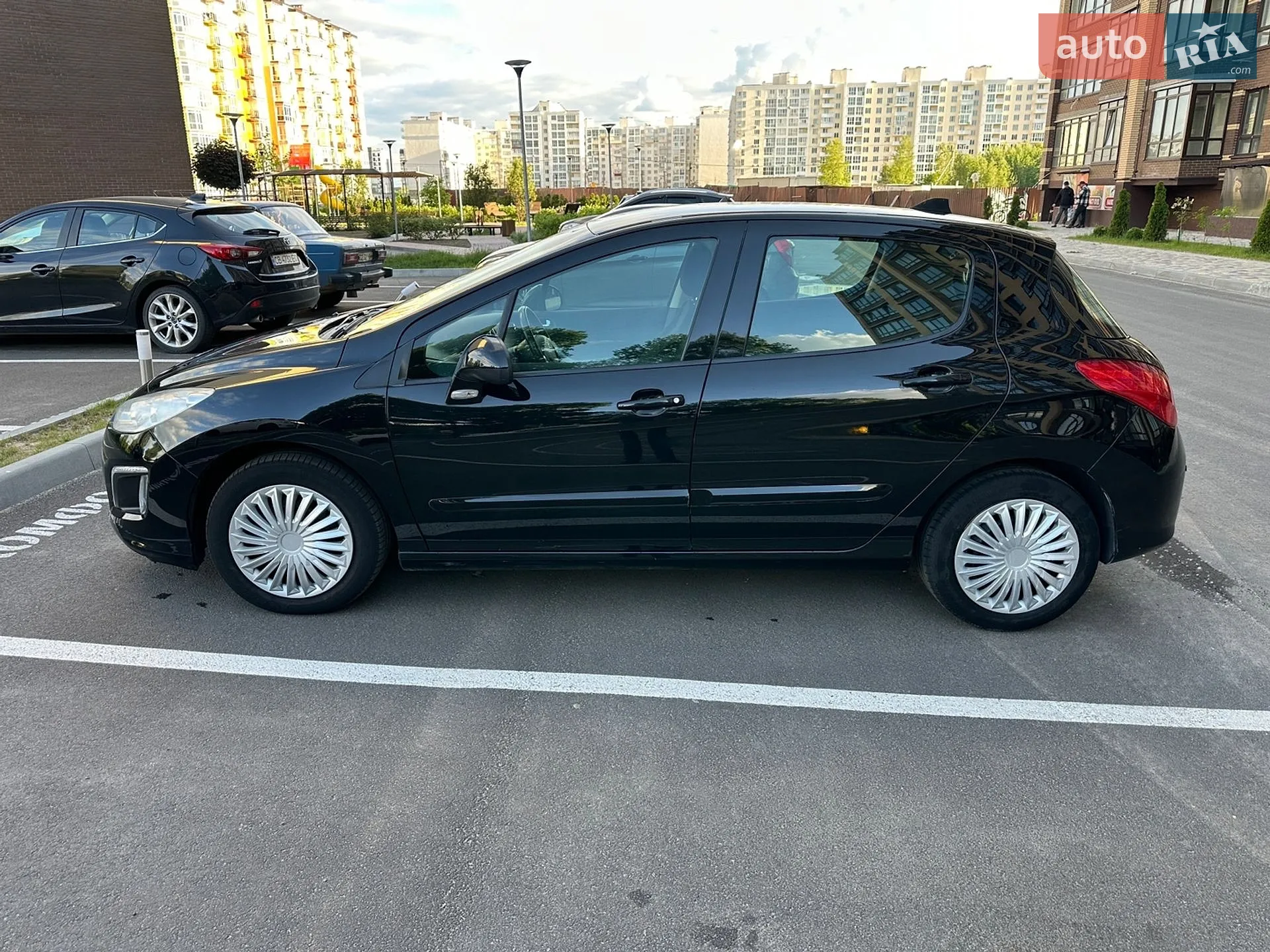 2011 Peugeot 308 - мініатюра 10