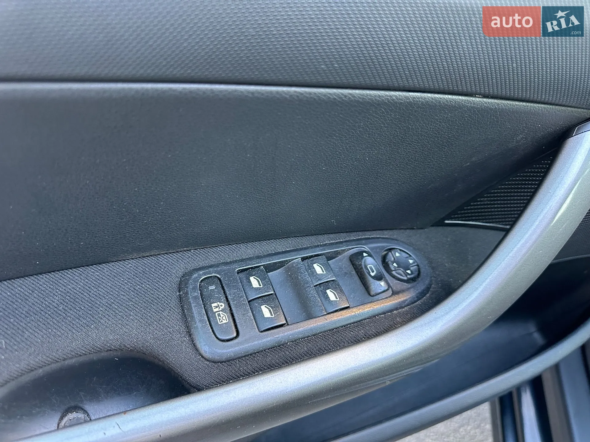 2011 Peugeot 308 - мініатюра 34