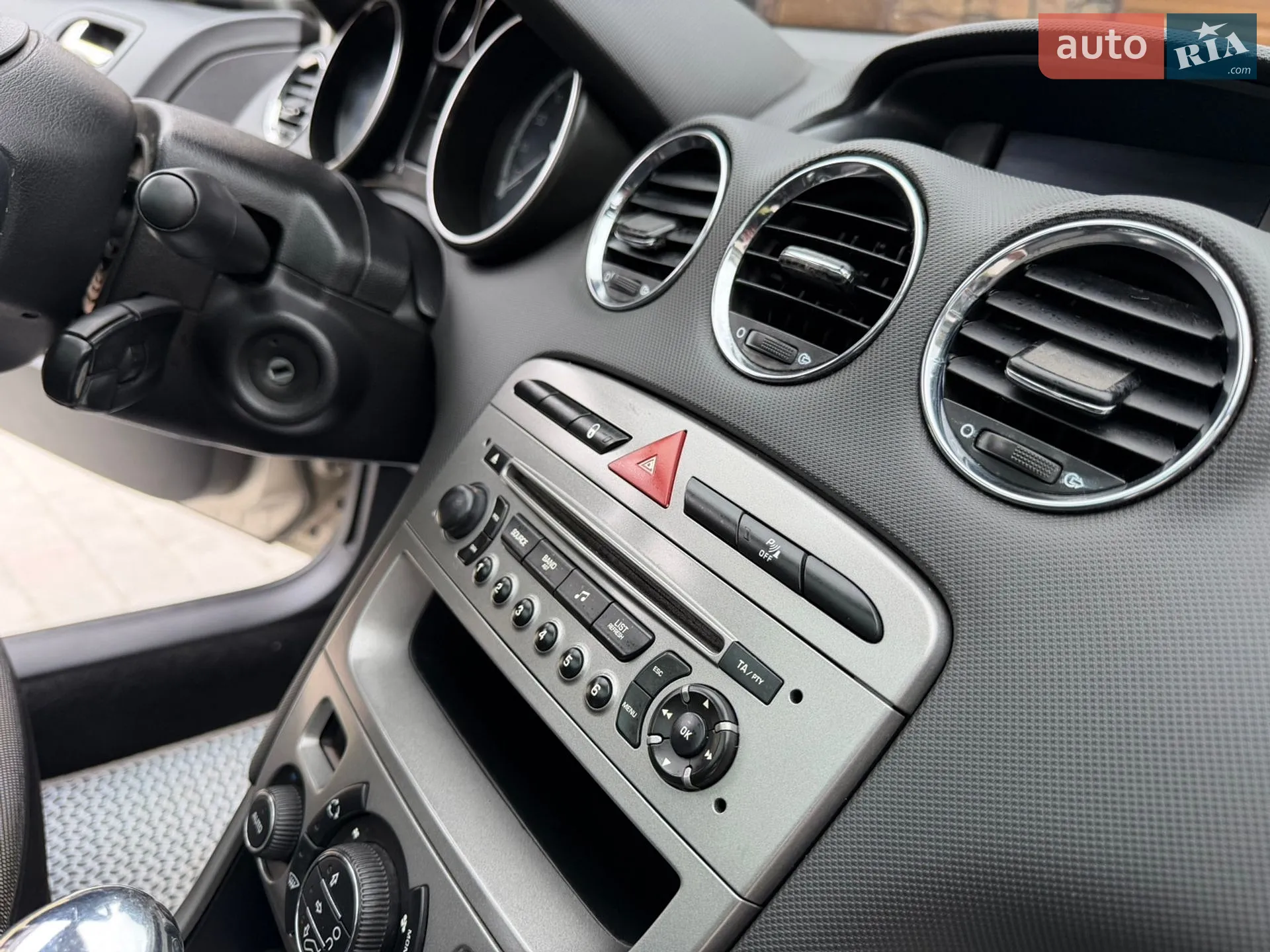 2011 Peugeot 308 - мініатюра 36