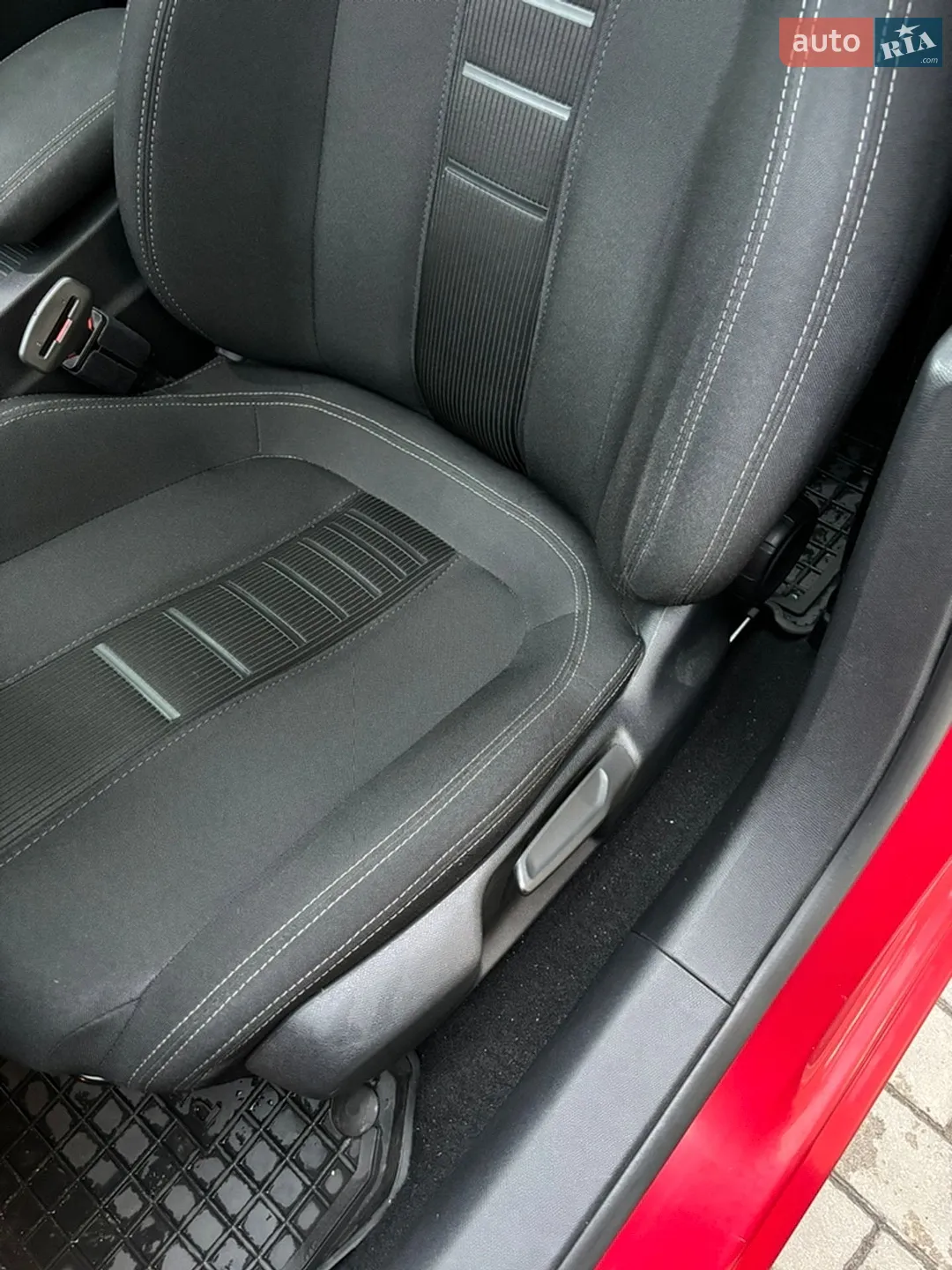 2014 Peugeot 308 - мініатюра 11
