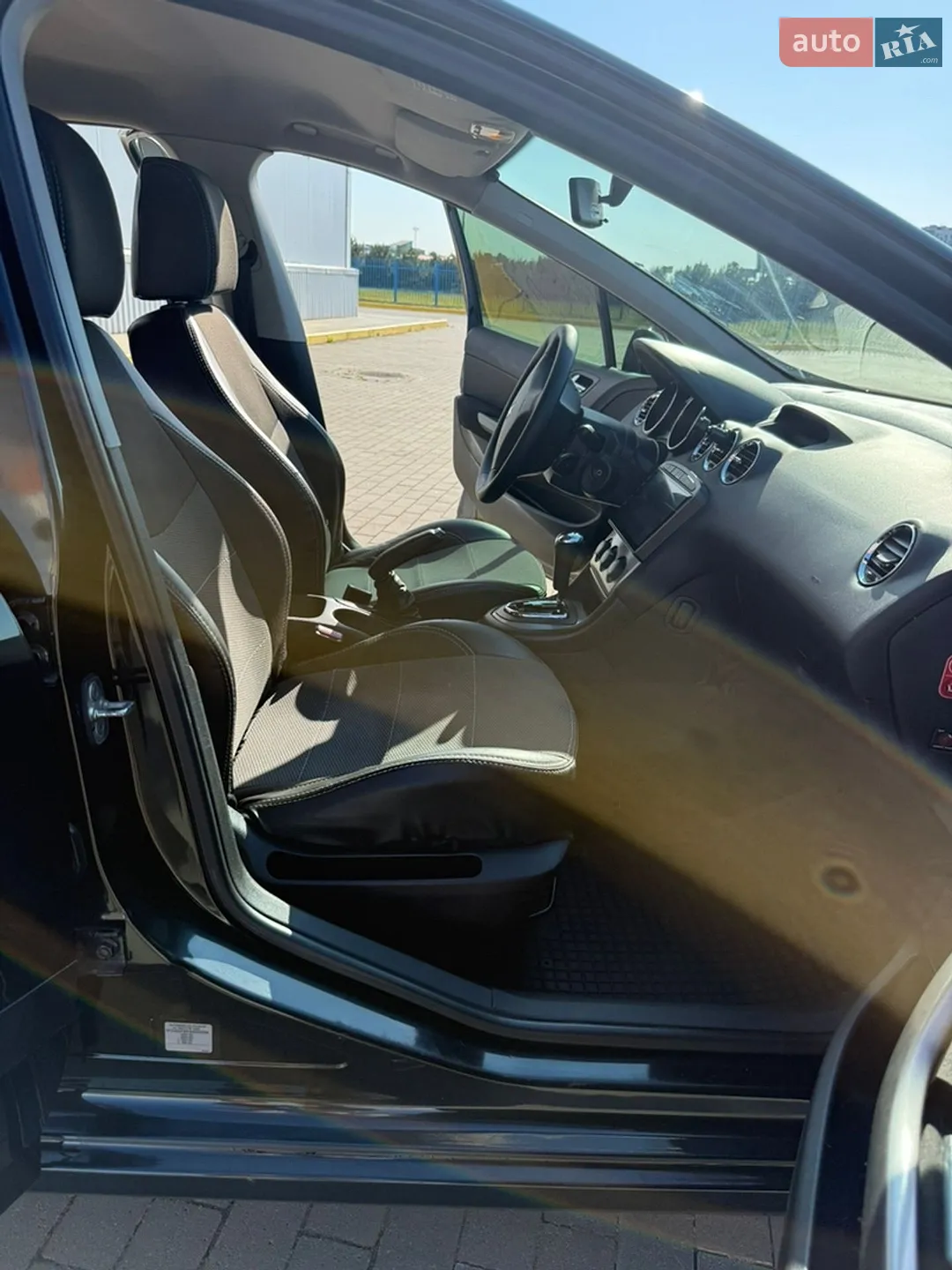 2010 Peugeot 308 - мініатюра 28