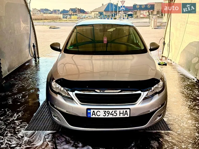Peugeot 308