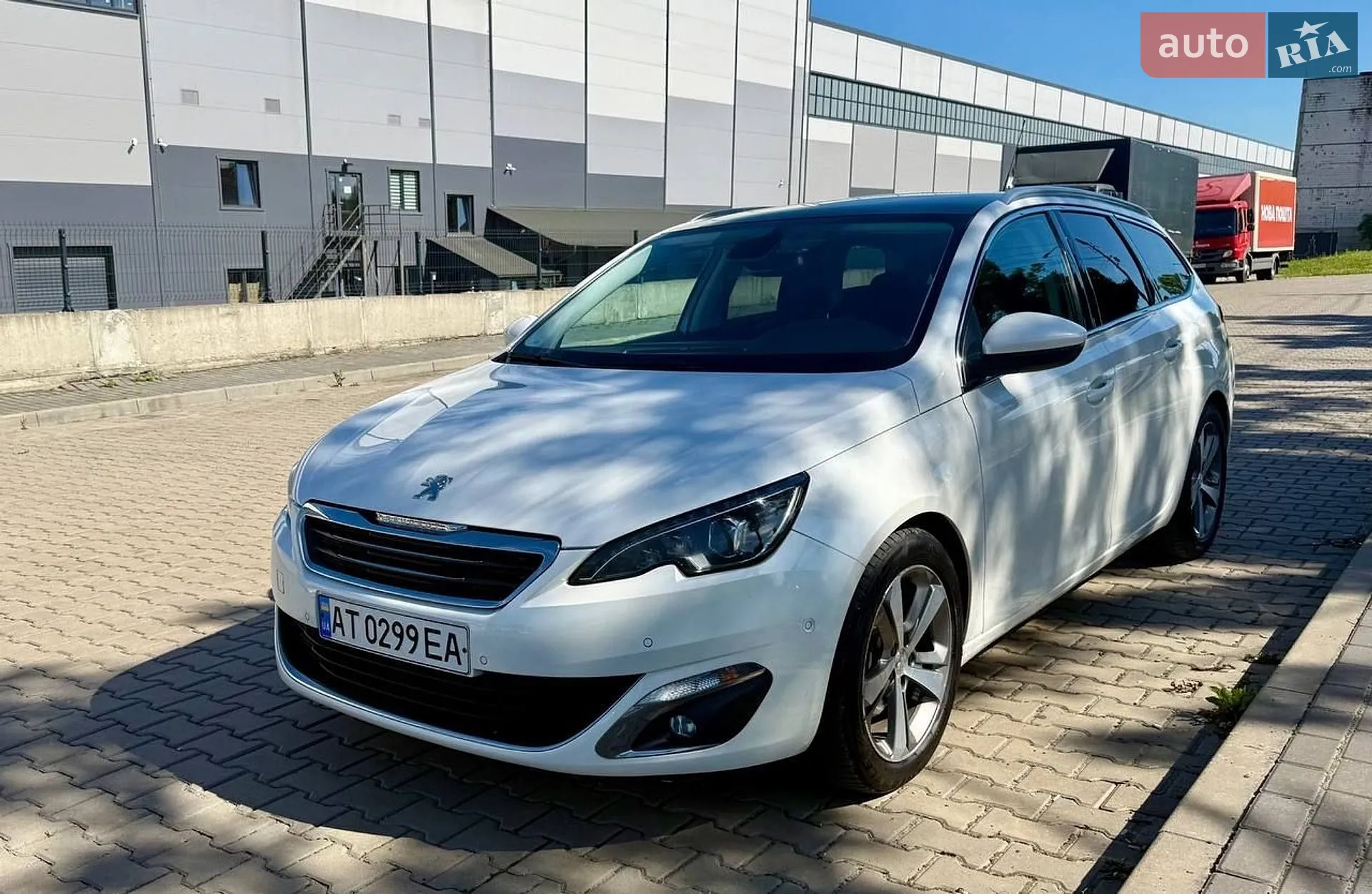 2016 Peugeot 308 - фото 1