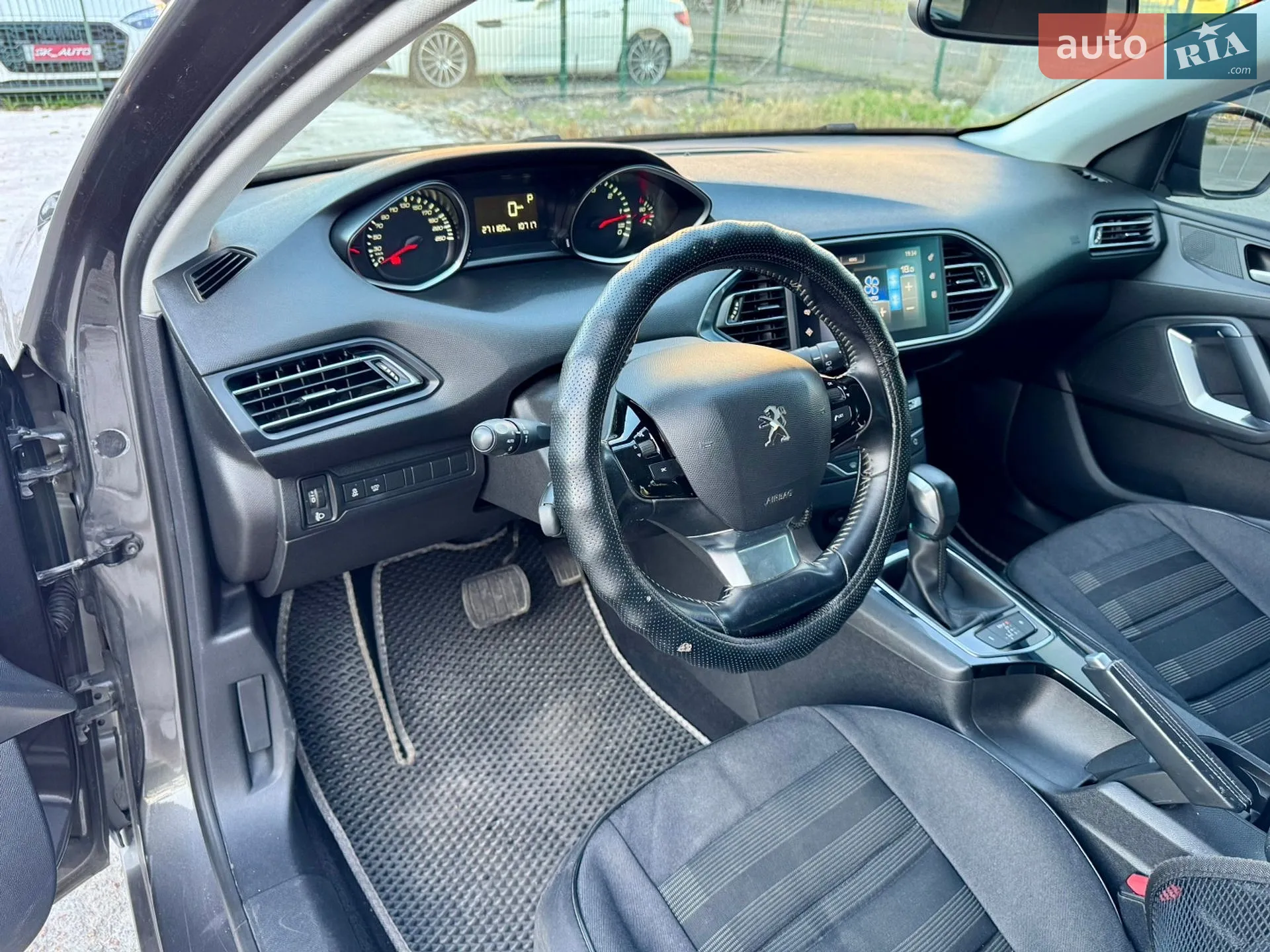 2016 Peugeot 308 - мініатюра 21
