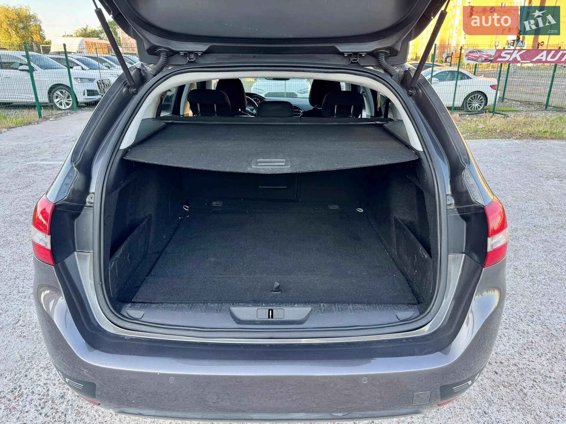 2016 Peugeot 308 - мініатюра 28