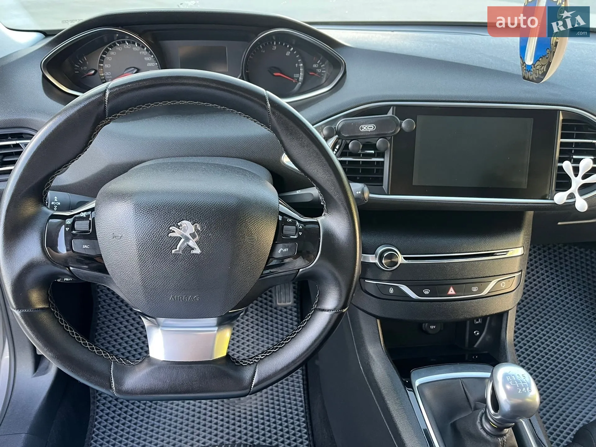 2015 Peugeot 308 - мініатюра 13