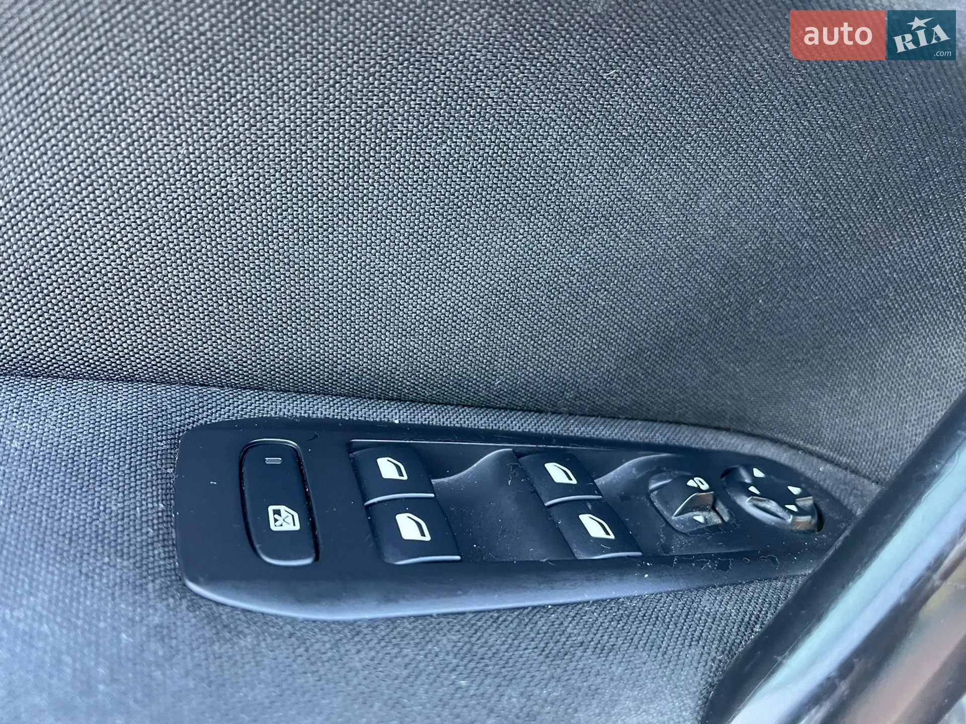 2015 Peugeot 308 - мініатюра 19