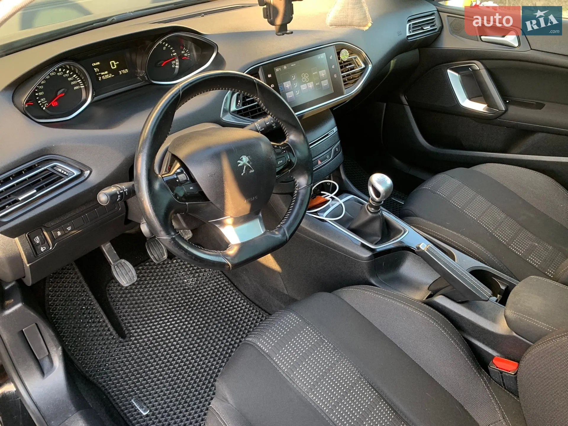 2015 Peugeot 308 - мініатюра 28