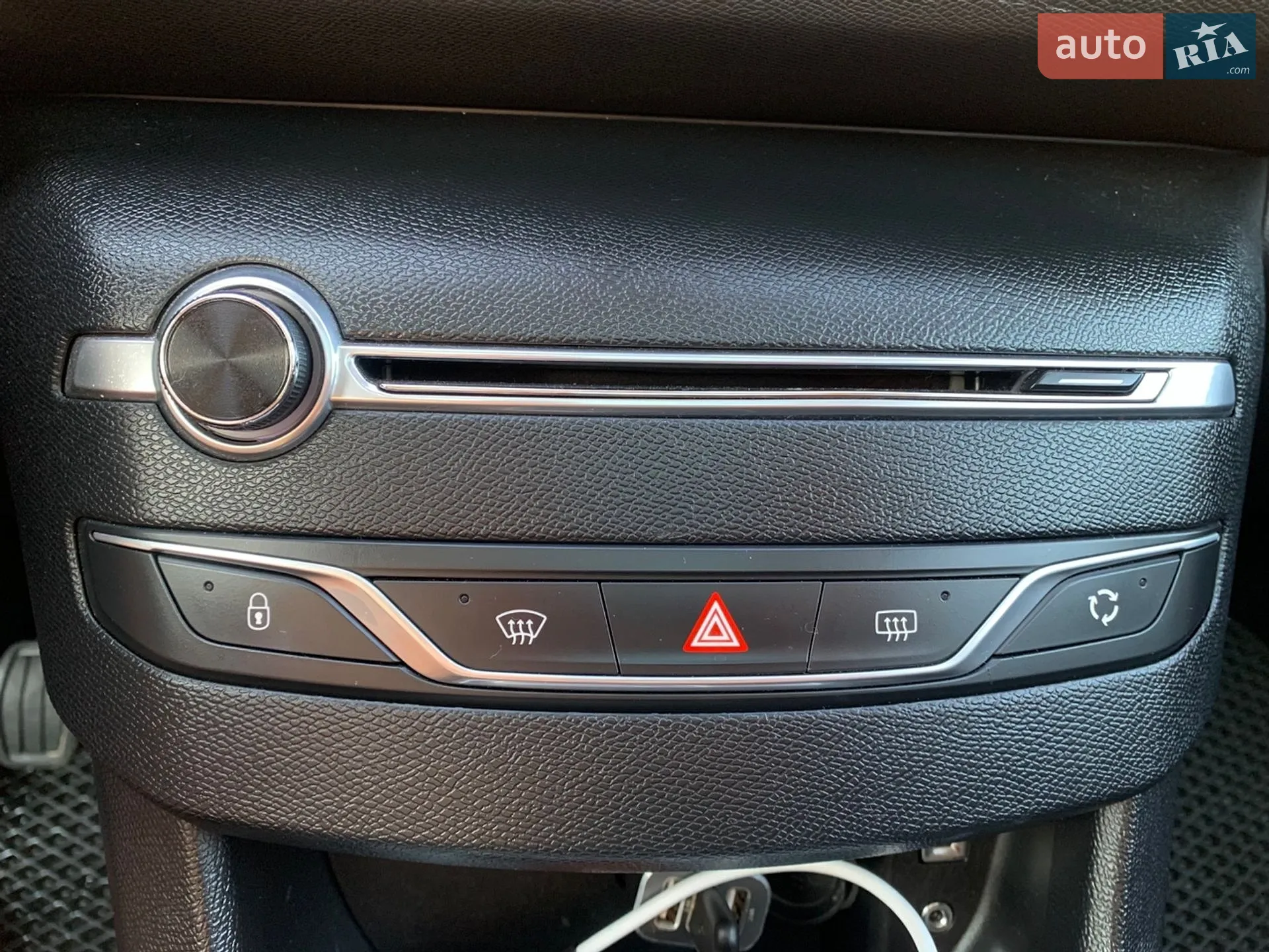 2015 Peugeot 308 - мініатюра 32