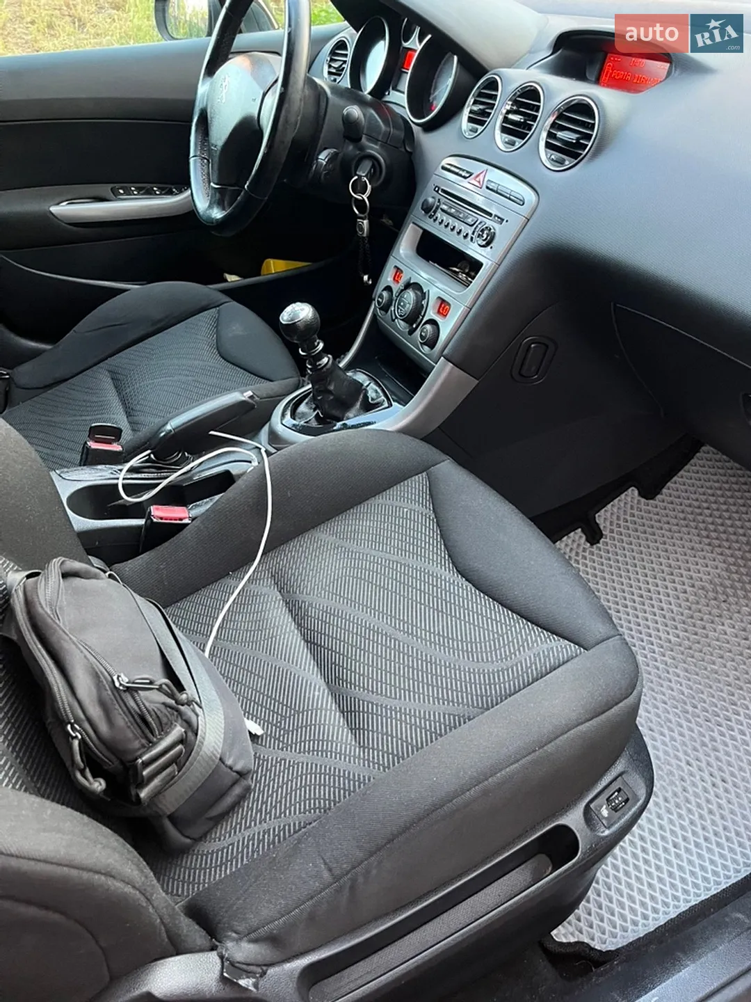 2011 Peugeot 308 - мініатюра 15