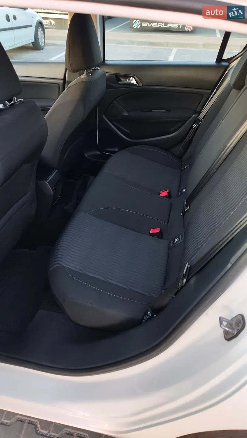 2016 Peugeot 308 - мініатюра 17