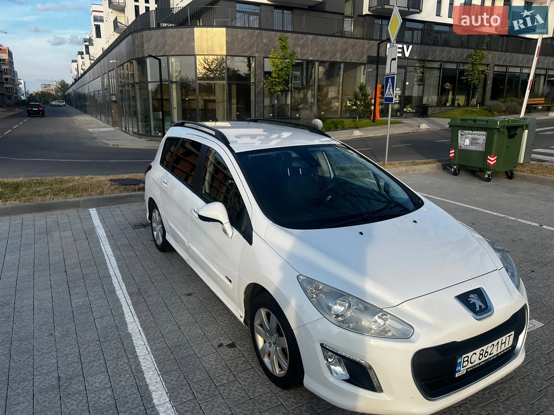 2013 Peugeot 308 - мініатюра 2