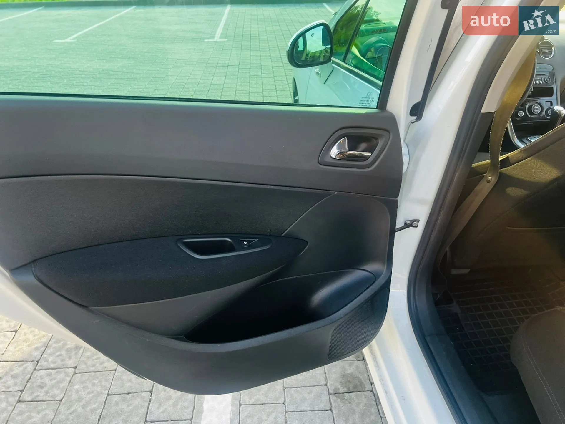 2013 Peugeot 308 - мініатюра 28