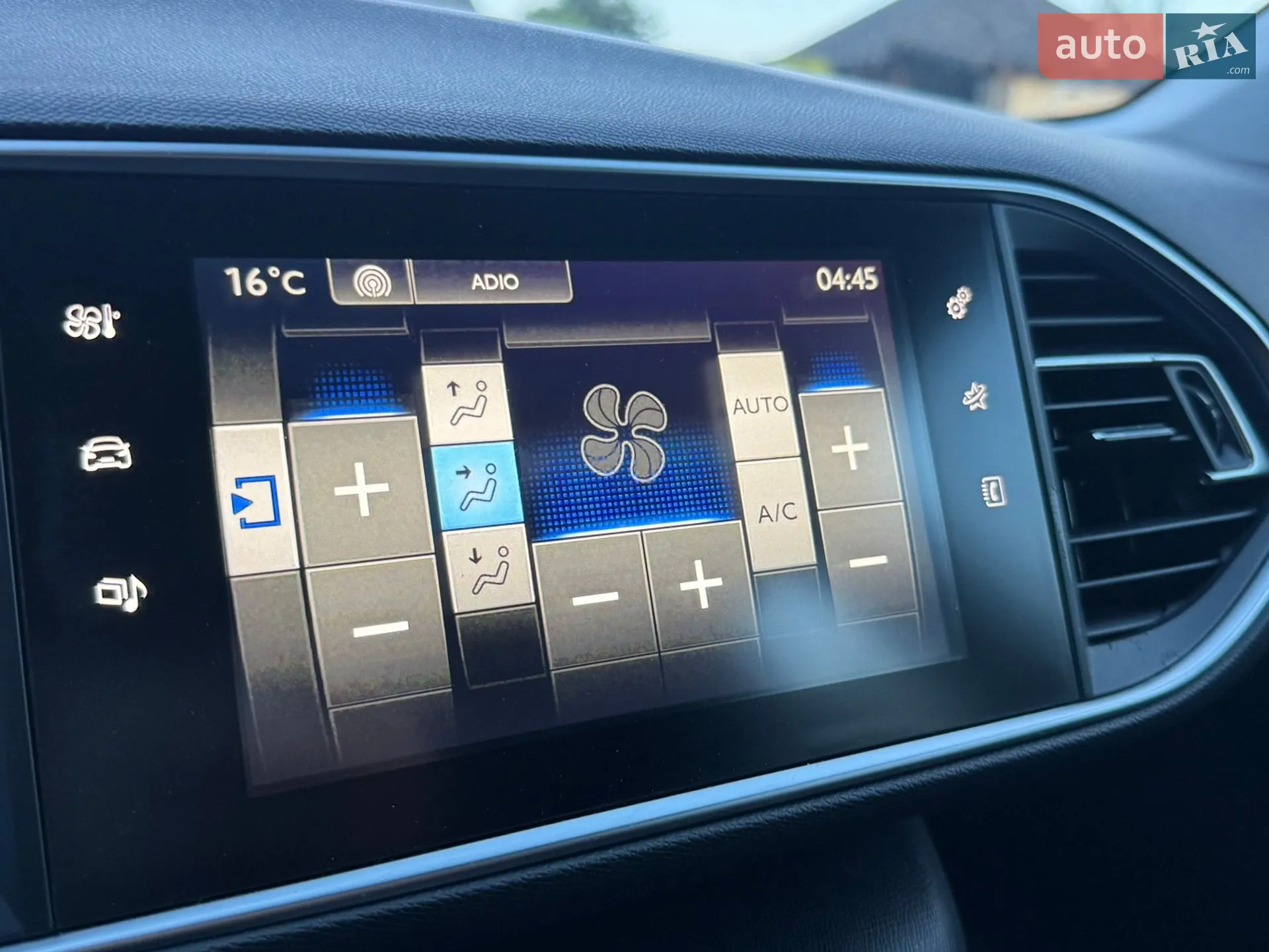 2017 Peugeot 308 - мініатюра 26
