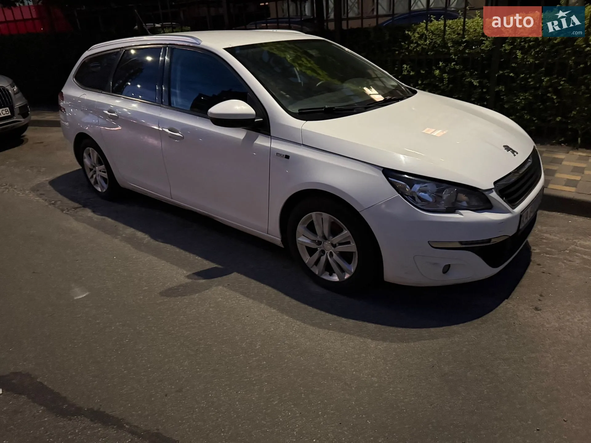 Peugeot 308 2008 VIN VF34H5FTF55315306 фото оголошення 19 з 23