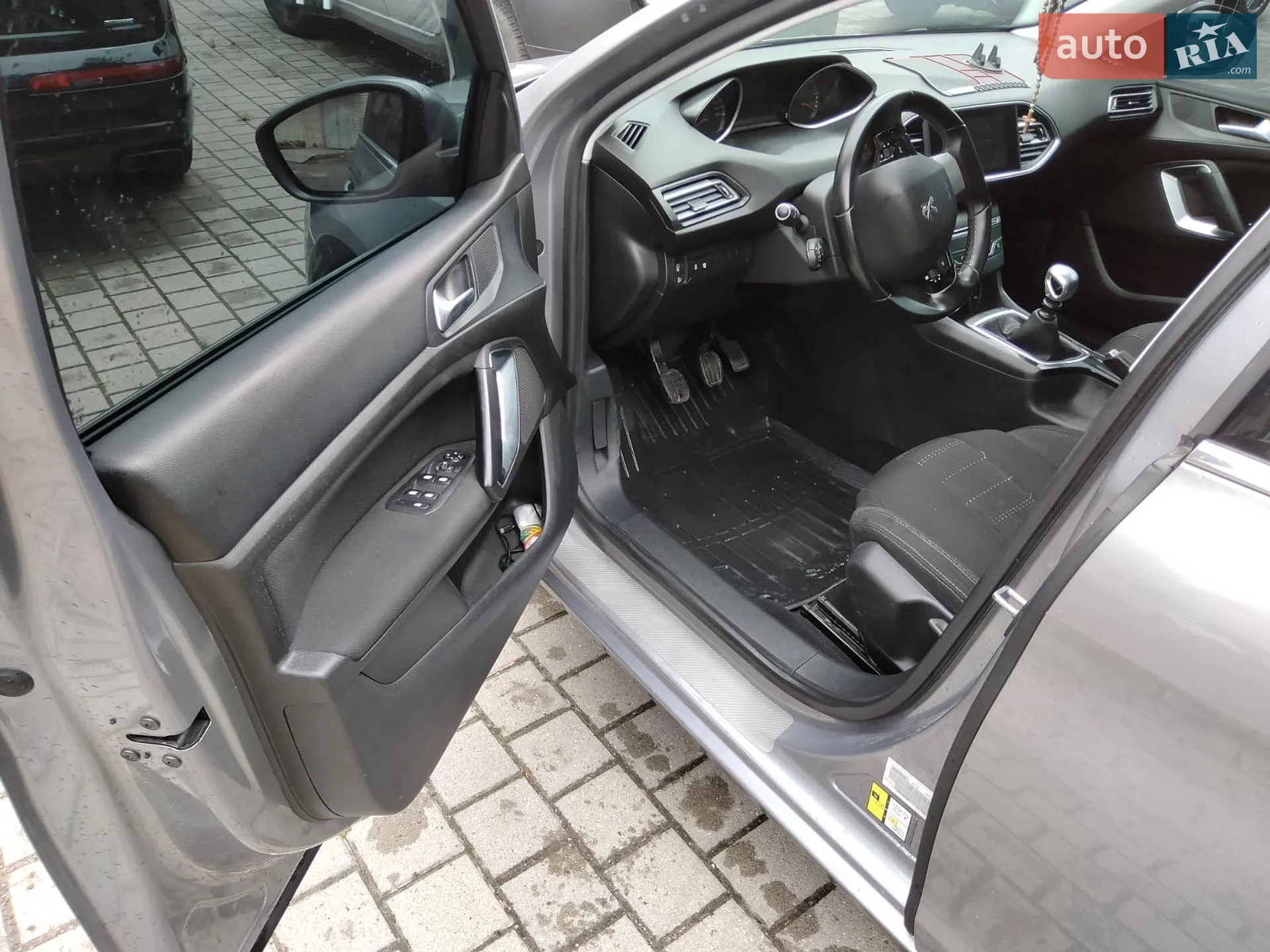 2015 Peugeot 308 - мініатюра 8