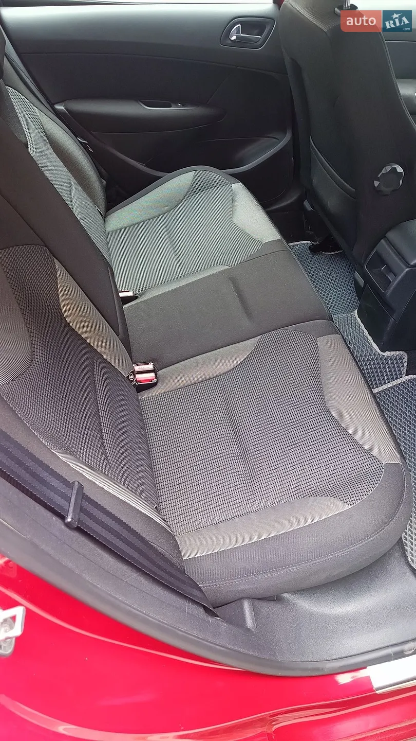 2012 Peugeot 308 - мініатюра 7