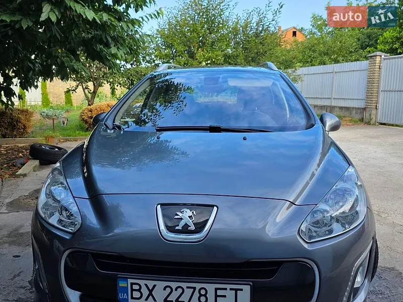 Peugeot 308 2011
