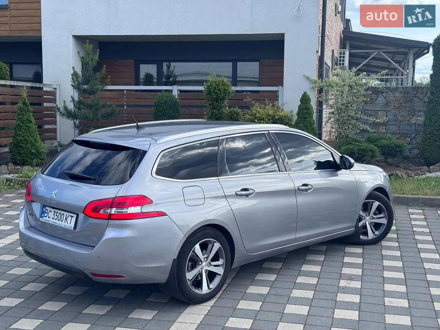 2017 Peugeot 308 - мініатюра 16
