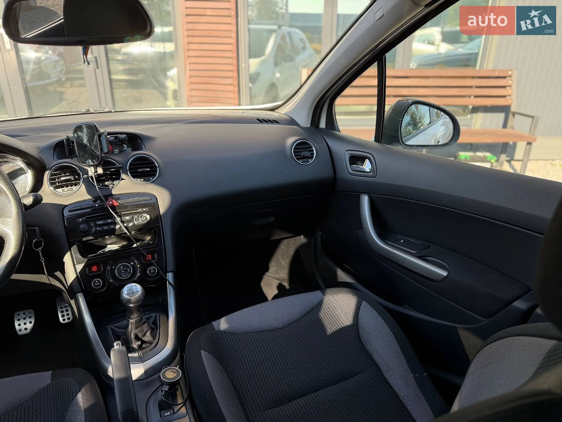 2011 Peugeot 308 - мініатюра 8