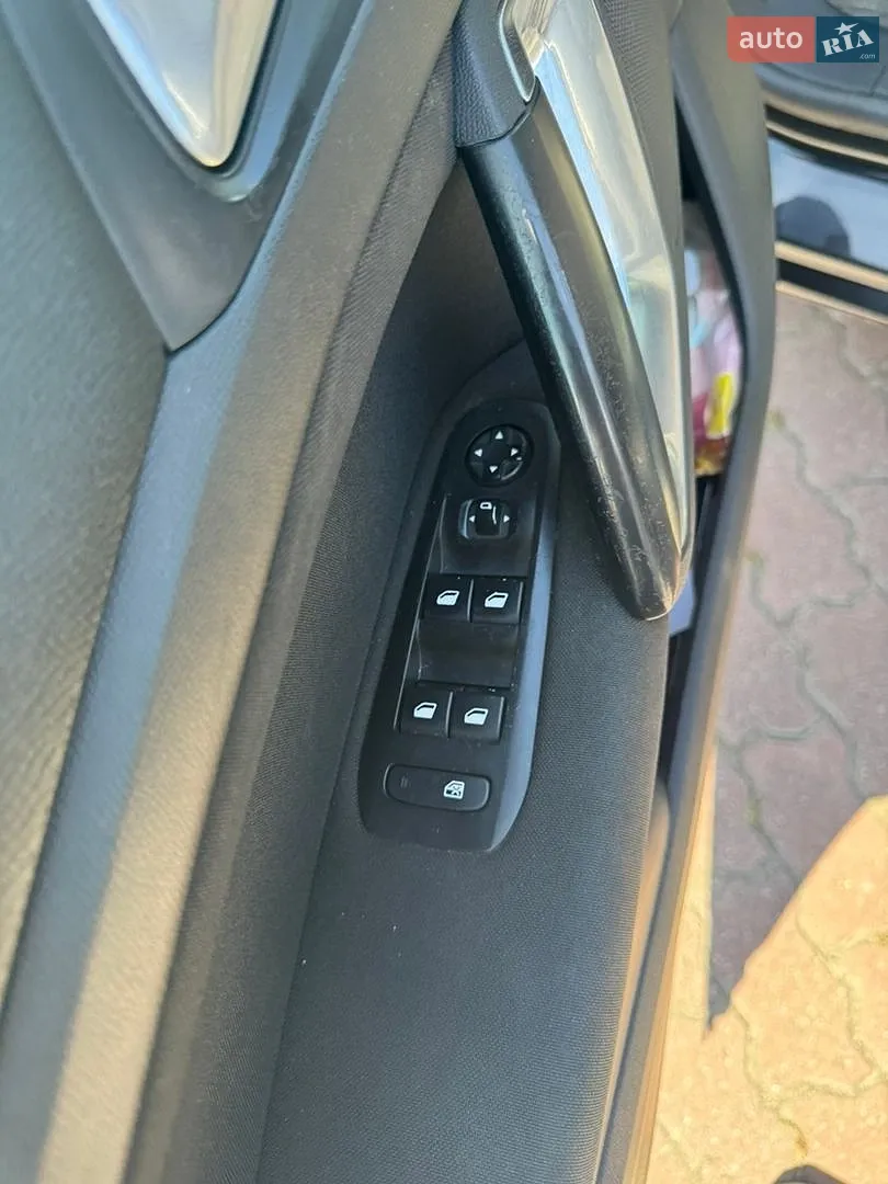 2017 Peugeot 308 - мініатюра 26