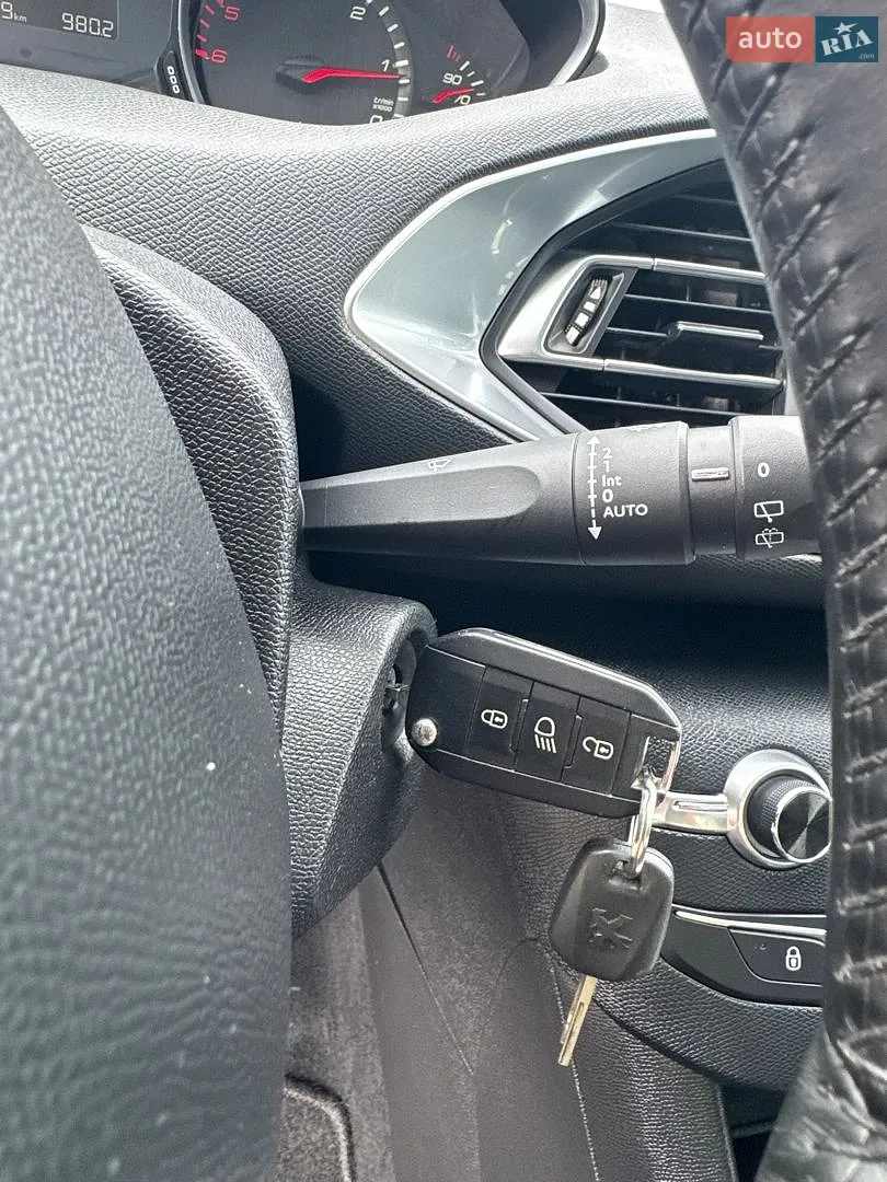 2015 Peugeot 308 - мініатюра 89