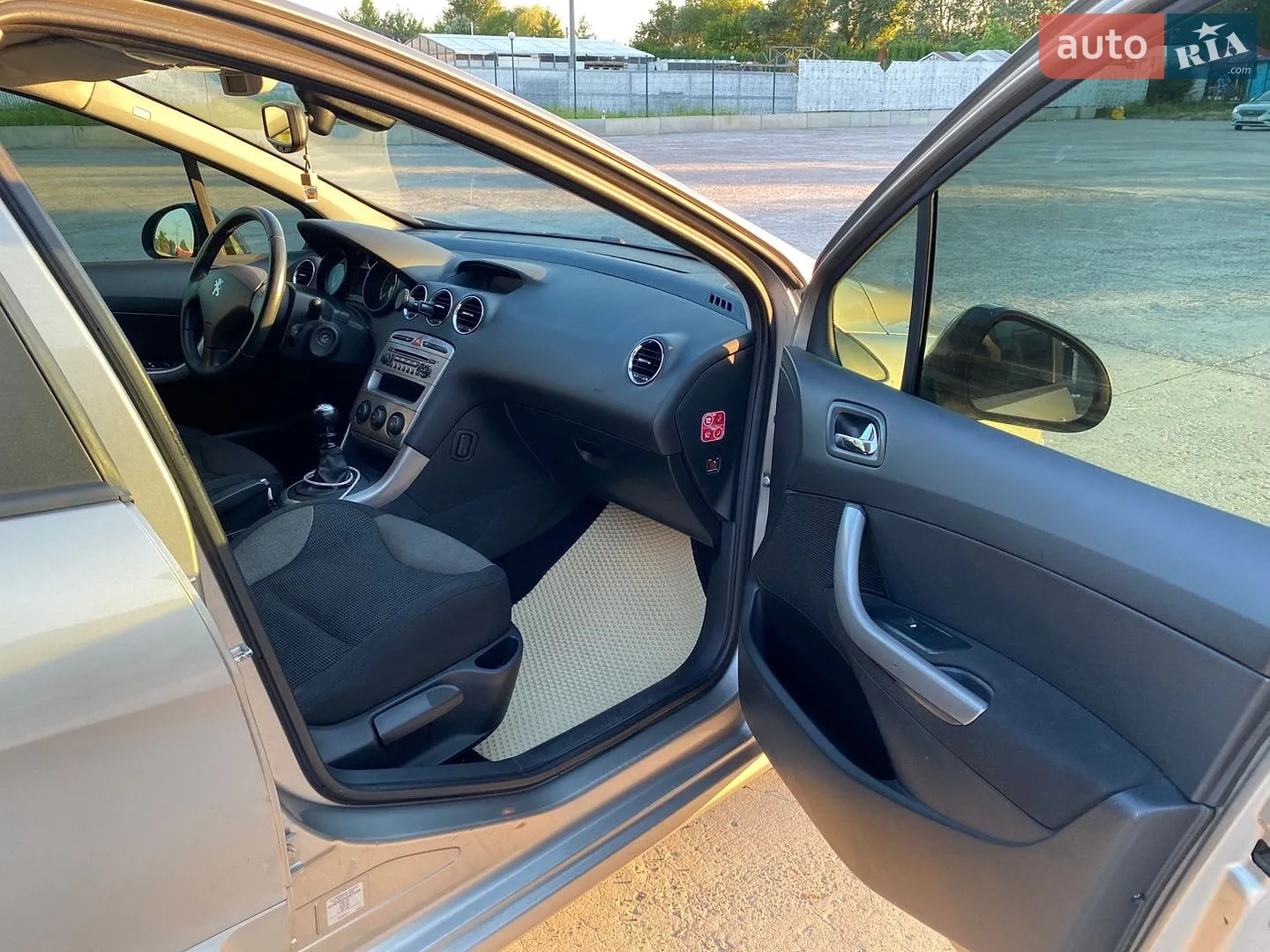 2010 Peugeot 308 - мініатюра 4