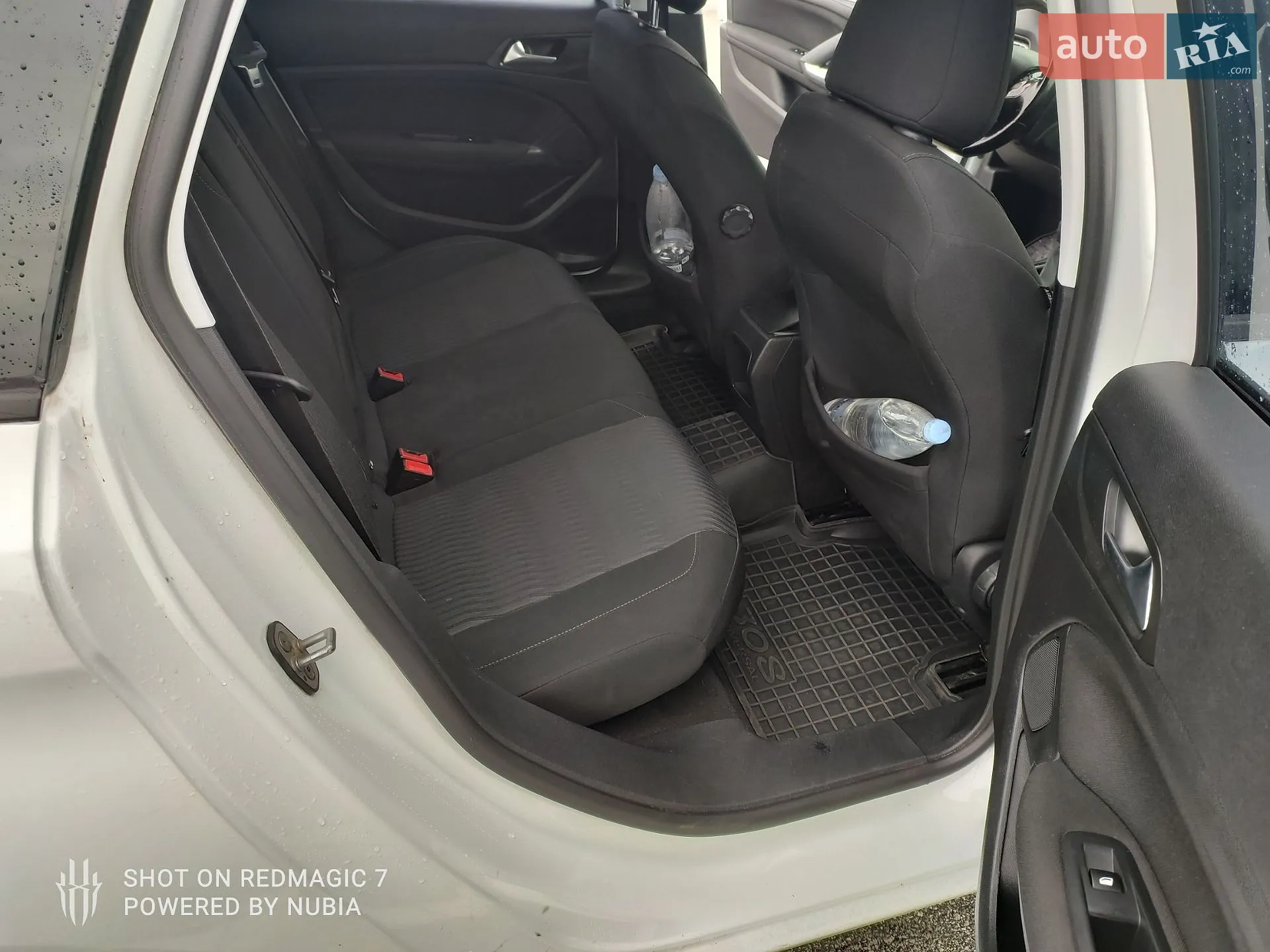 2015 Peugeot 308 - мініатюра 12