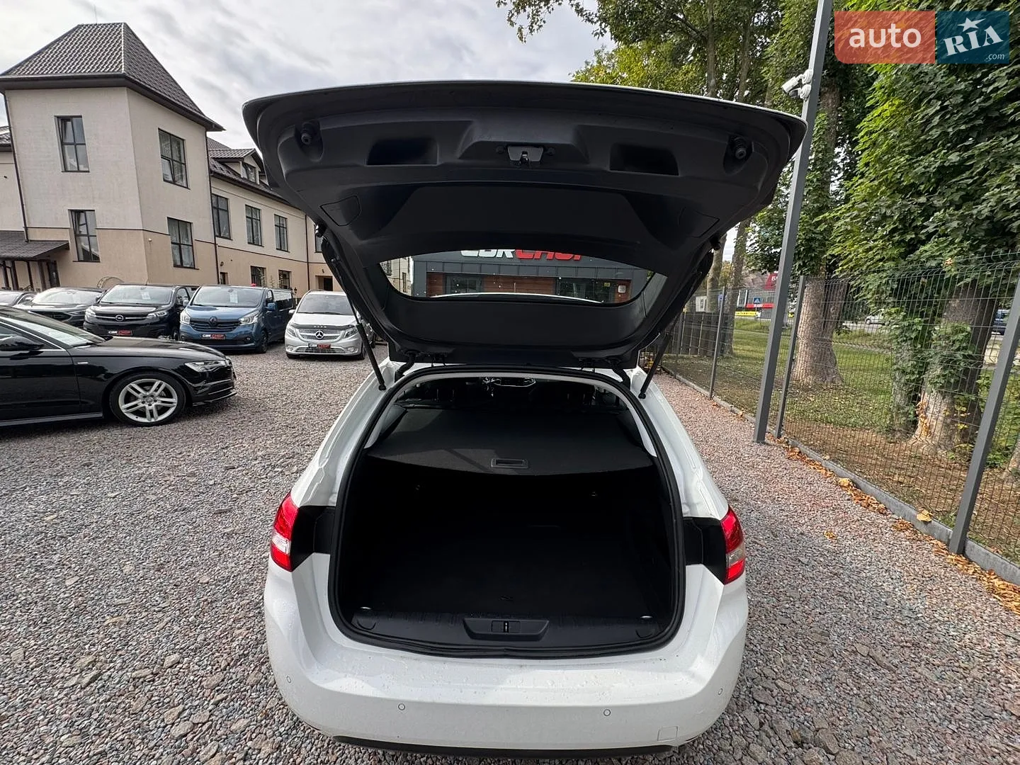 2019 Peugeot 308 - мініатюра 12