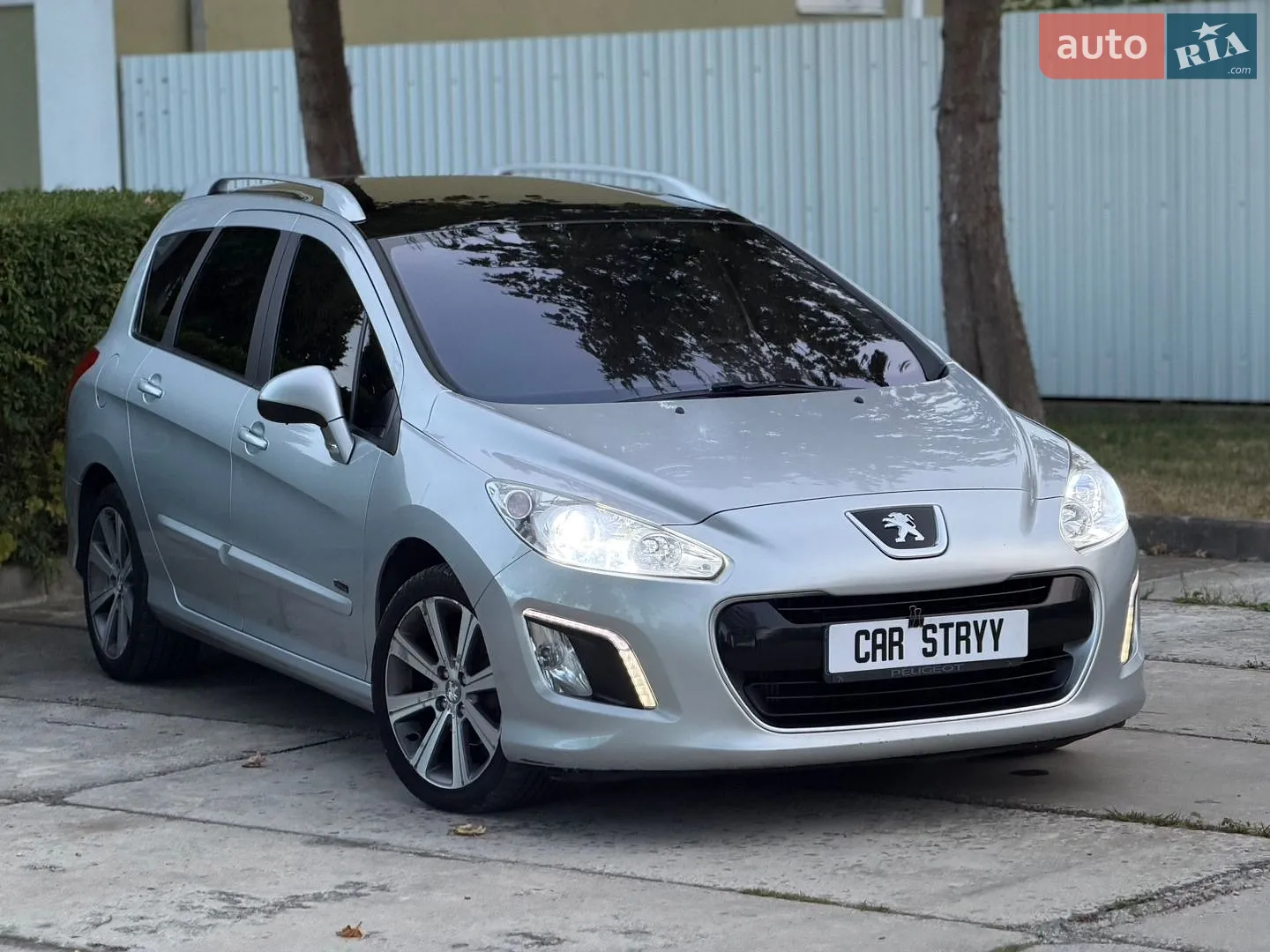 2012 Peugeot 308 - мініатюра 2