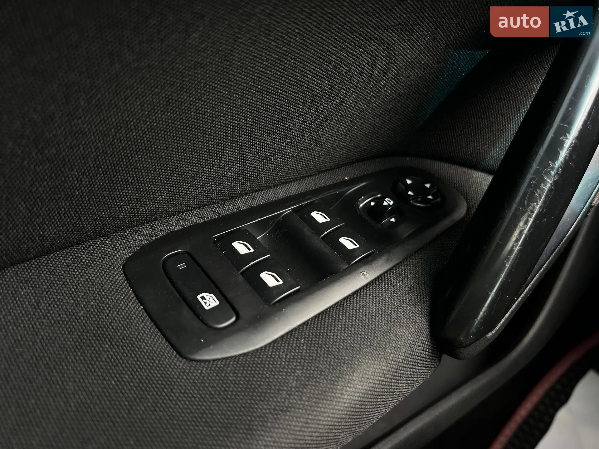 2015 Peugeot 308 - мініатюра 13