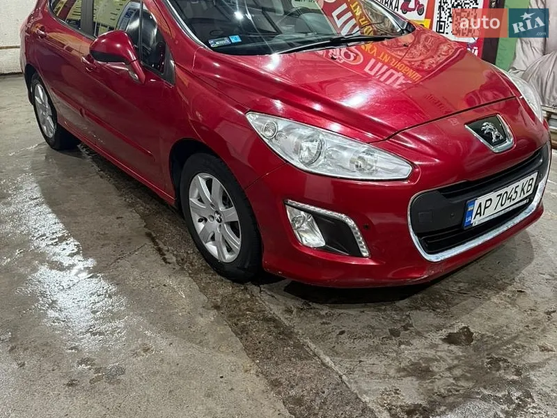 Peugeot 308 2012