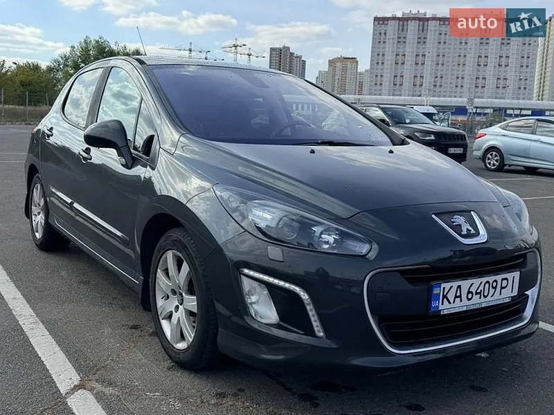Peugeot 308 2012