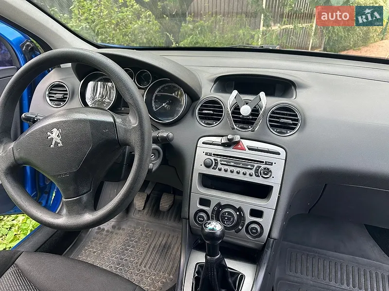 Peugeot 308 2011