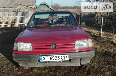 Хэтчбек Peugeot 309 1988 в Ивано-Франковске