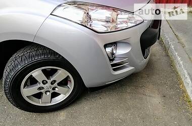 Внедорожник / Кроссовер Peugeot 4007 2010 в Черновцах