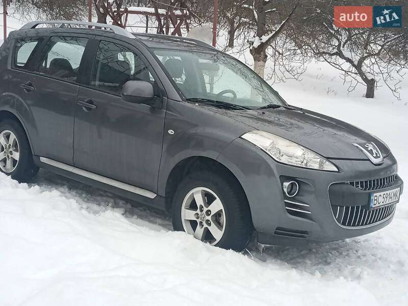 Внедорожник / Кроссовер Peugeot 4007 2008 в Хусте