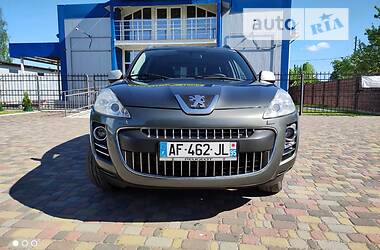 Внедорожник / Кроссовер Peugeot 4007 2008 в Сарнах