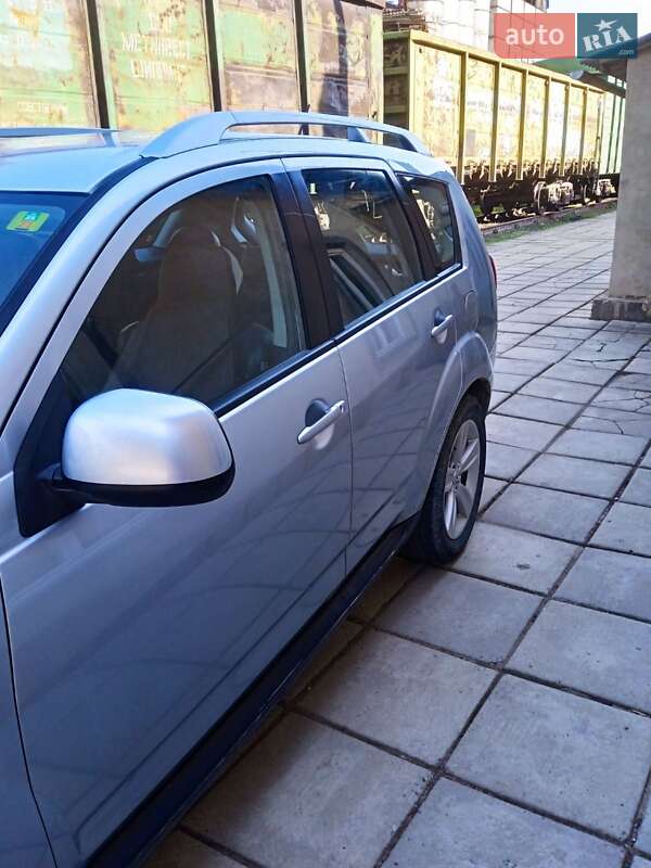 Позашляховик / Кросовер Peugeot 4007 2007 в Чорткові