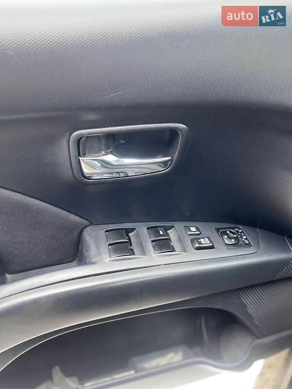 Позашляховик / Кросовер Peugeot 4007 2009 в Хмельницькому