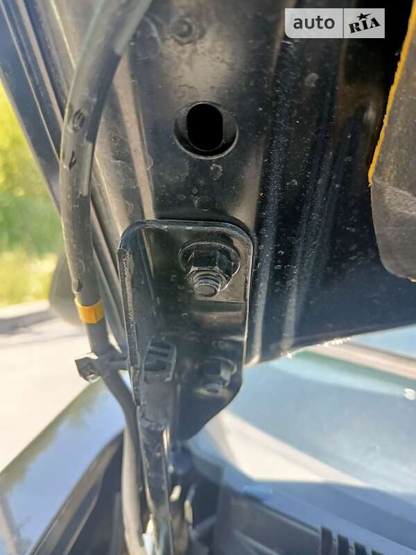 Позашляховик / Кросовер Peugeot 4007 2008 в Рівному