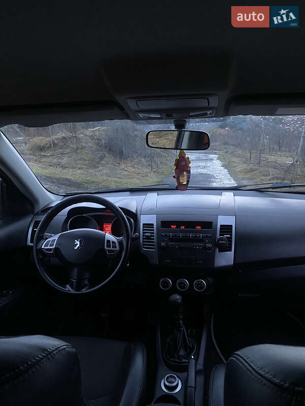 Внедорожник / Кроссовер Peugeot 4007 2007 в Межгорье