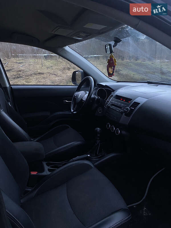 Внедорожник / Кроссовер Peugeot 4007 2007 в Межгорье