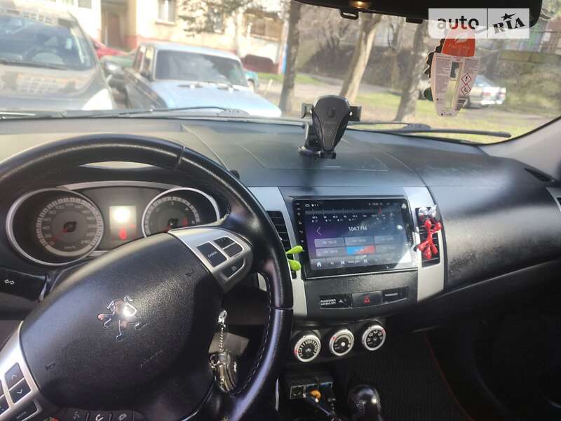 Позашляховик / Кросовер Peugeot 4007 2008 в Львові